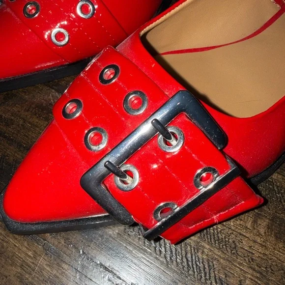 Steve Madden Red Patent Buckle Flats - Picture 5 of 10